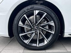 Audi A4L 40 TFSI Luxury Dynamic - ფოტო 10