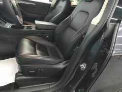 Tesla Model Y Rear-Wheel Drive - ფოტო 14