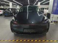 Tesla Model Y Rear-Wheel Drive - ფოტო 2