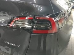 Tesla Model Y Rear-Wheel Drive - ფოტო 7