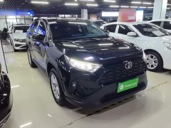 Toyota RAV4 2.0L CVT FWD Urban Edition - ფოტო 3