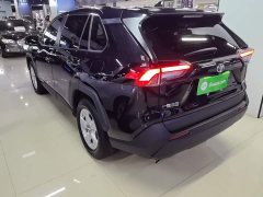Toyota RAV4 2.0L CVT FWD Urban Edition - ფოტო 4