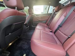 BMW 5 Series 530Li Premier M Sport Package - ფოტო 16