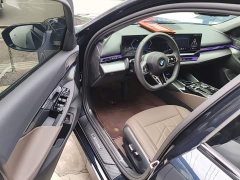 BMW 5 Series 530Li Premier M Sport Package - ფოტო 15