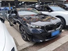 BMW 5 Series 530Li Premier M Sport Package - ფოტო 3