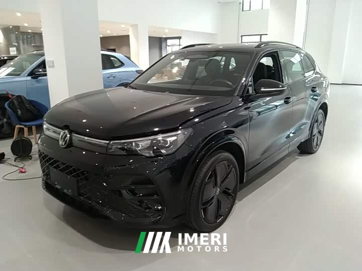 Volkswagen Tiguan L PRO 330TSI FWD R-Line Smart Leading Edition