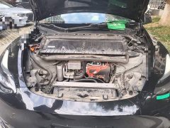 Tesla Model Y Rear-Wheel Drive - ფოტო 17
