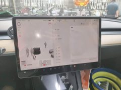 Tesla Model Y Rear-Wheel Drive - ფოტო 5