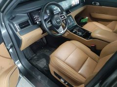 Li Auto ONE Extended Range 6-Seater - ფოტო 14