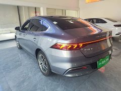 BYD Qin PLUS Glory Edition EV 510KM Leading - ფოტო 4