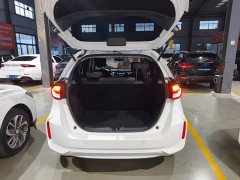 Honda Fit 1.5L CVT Trend Edition - ფოტო 18