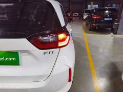 Honda Fit 1.5L CVT Trend Edition - ფოტო 7