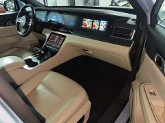 Li Auto ONE Extended Range 6-Seater - ფოტო 8