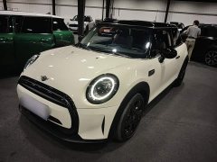 BMW MINI 1.5T COOPER Artist - ფოტო 1