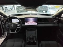 BYD Qin L DM-i Smart Drive Edition 120KM Superior - ფოტო 9