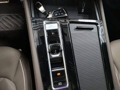 Volkswagen Viloran 380TSI Prestige - ფოტო 13