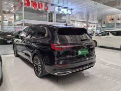 Volkswagen Viloran 380TSI Prestige - ფოტო 4