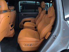 Li Auto i8 Standard Edition - ფოტო 16