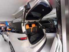 Li Auto i8 Standard Edition - ფოტო 18