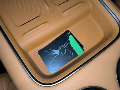 Li Auto i8 Standard Edition - ფოტო 8