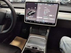 Tesla Model Y Rear-Wheel Drive - ფოტო 9