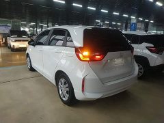 Honda Fit 1.5L CVT Trend Edition - ფოტო 4