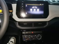 Volkswagen Touareg Sharp 1.5L Keen Edition - photo 12