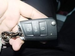Volkswagen Touareg Sharp 1.5L Keen Edition - photo 8