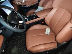 Changan CS75 PRO 1.5T DCT Premium 7-Seater - ფოტო 14
