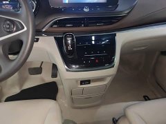 Buick GL8 Land Official Business Class 652T Comfort Edition - ფოტო 13
