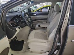 Buick GL8 Land Official Business Class 652T Comfort Edition - ფოტო 14