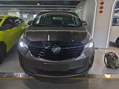 Buick GL8 Land Official Business Class 652T Comfort Edition - ფოტო 2