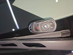 Buick GL8 Land Official Business Class 652T Comfort Edition - ფოტო 8