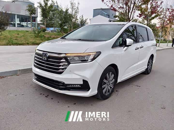 Honda Odyssey 2.0L e:HEV Sharp Premium Edition - автомобиль из Китая