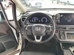 Honda Odyssey 2.0L e:HEV Sharp Premium Edition - фото 10