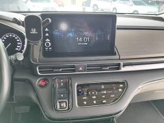 Honda Odyssey 2.0L e:HEV Sharp Premium Edition - фото 12