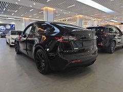 Tesla Model Y Facelift Rear-Wheel Drive - ფოტო 4