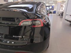Tesla Model Y Facelift Rear-Wheel Drive - ფოტო 7