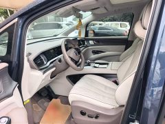 Denza D9 DM-i 970 AWD Premium Edition - ფოტო 14