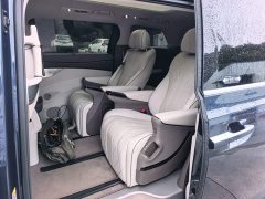 Denza D9 DM-i 970 AWD Premium Edition - ფოტო 16