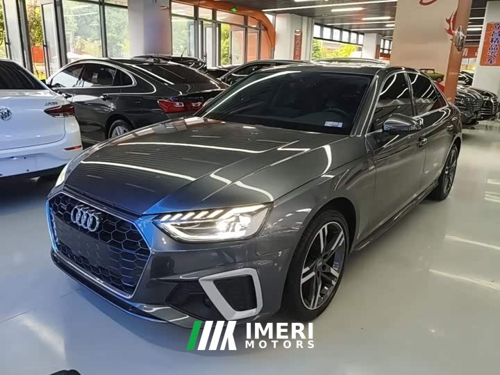 Audi A4L 40 TFSI quattro Luxury Sport Edition