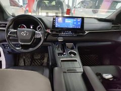Toyota Sienna 2.5L Hybrid Premium Edition - ფოტო 9