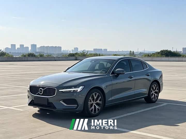 Volvo S60 B4 Smart Luxury Edition - ავტომობილი ჩინეთიდან