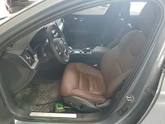 Volvo S60 B4 Smart Luxury Edition - ფოტო 10