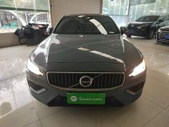 Volvo S60 B4 Smart Luxury Edition - ფოტო 2