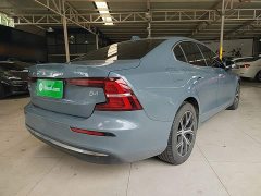 Volvo S60 B4 Smart Luxury Edition - ფოტო 4
