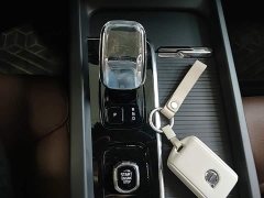 Volvo S60 B4 Smart Luxury Edition - ფოტო 9