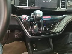 Honda Elysion 2.0L Hybrid Luxury - ფოტო 13