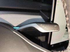 Tesla Model Y Rear-Wheel Drive - ფოტო 13