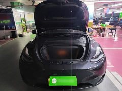 Tesla Model Y Rear-Wheel Drive - ფოტო 19